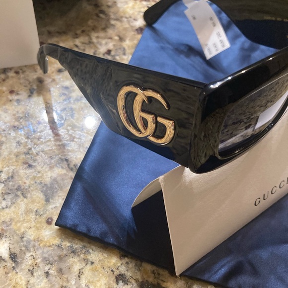 GUCCI women’s shades - Picture 2 of 8
